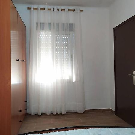 Una Llar Amb Vista A L'Ampolla Exterior foto